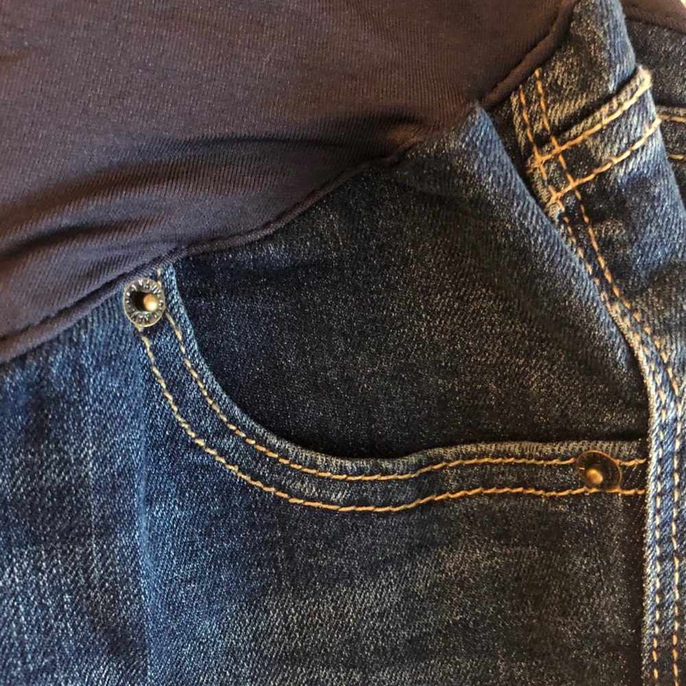 Maternity Jeans - Picture 2 of 8